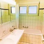 Large Flat With Balcony In Zurich, Kars Zürich